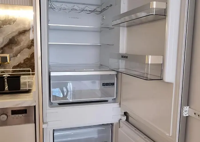 Enjoy The Aparment アパート *