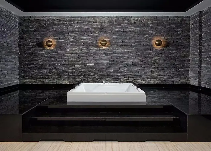 Enjoy The Aparment アパート